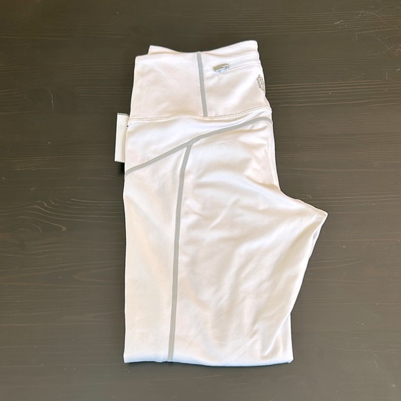 Free people movement leggings white with grey accents EUC size medium - Picture 5 of 14
